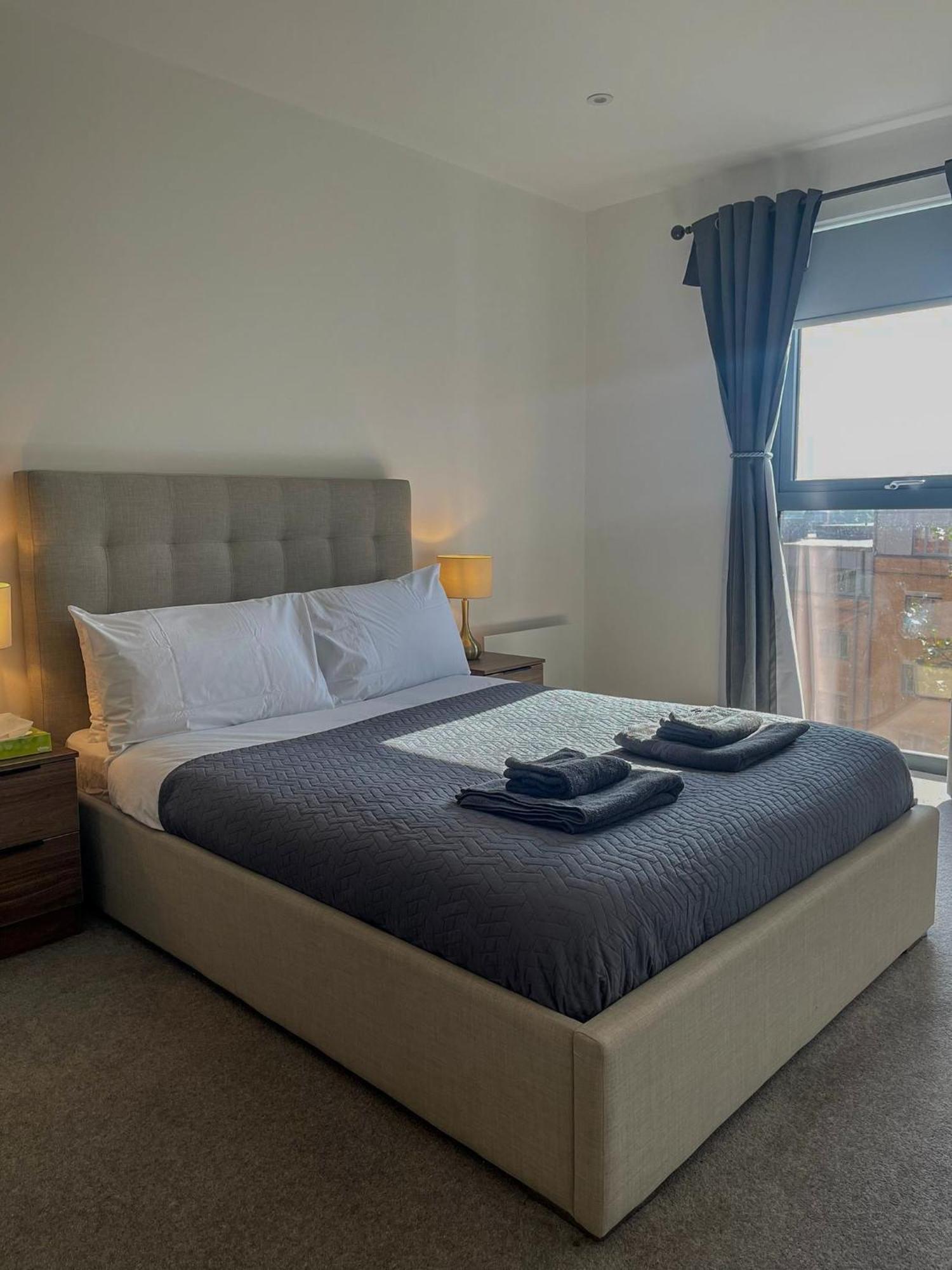 Elmardi Residence - City Centre 2 Bedroom Apartment เบอร์มิงแฮม ภายนอก รูปภาพ